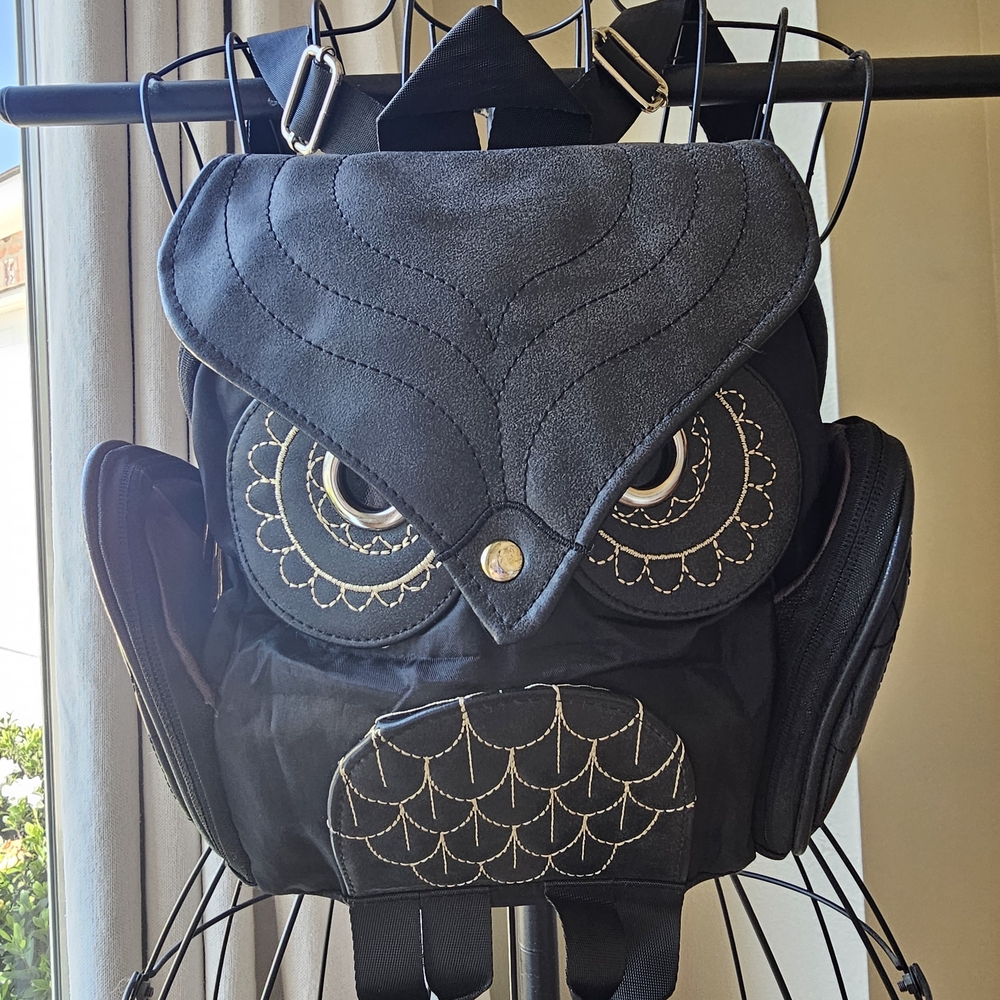 Black Owl Design Backpack